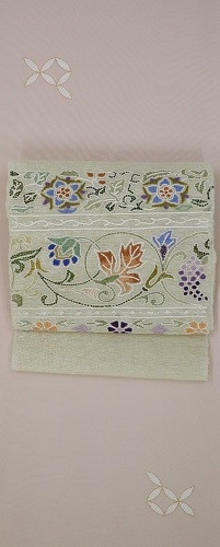 袷にも単衣にも…相良刺繍の帯－商品コラム－はんなりLab.｜株式会社 菱  